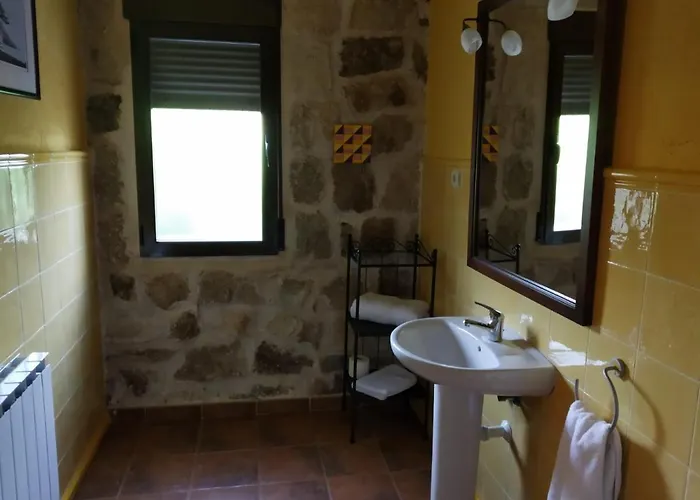 Viv. De Uso Turistico Fuente El Tejo - Casa Ana 펜션